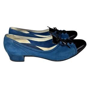 Vintage Almafi Rangoni Italian Blue Suede and Black Leather Lace-Up Pumps 7AA